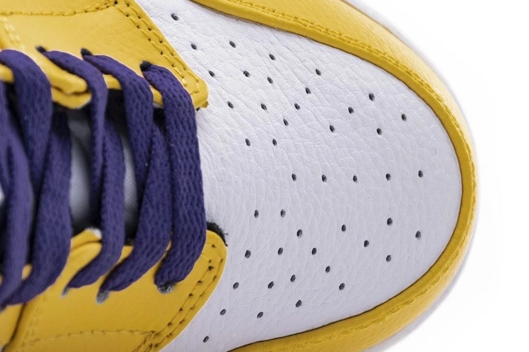 Lakers 1 Mid  air 852542-700 SE Jordan 0917